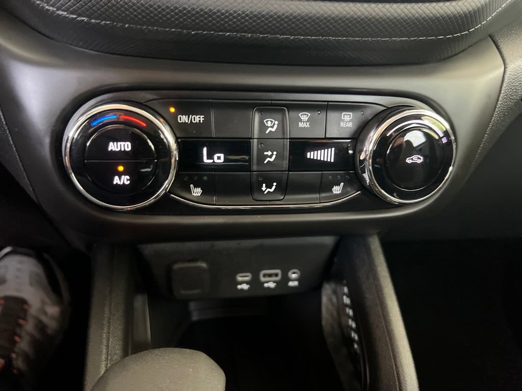 Used 2023 Chevrolet TrailBlazer LT w/ Convenience Package FWD image 51