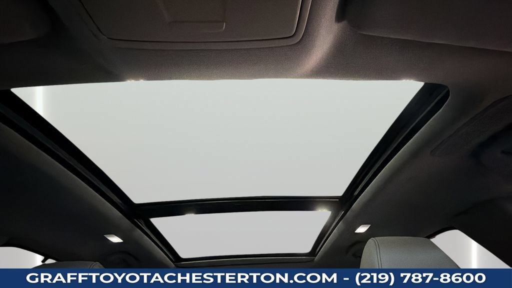 Used 2025 Acura MDX w/ Technology Package AWD/4WD image 26