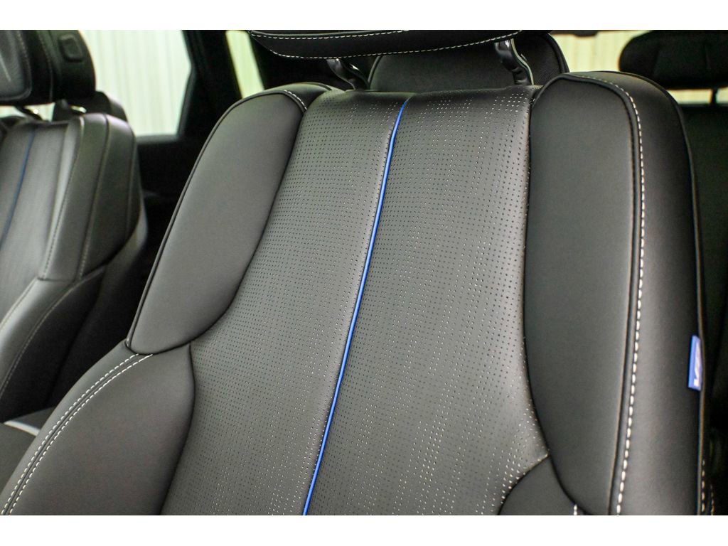 New 2026 Cadillac Lyriq V w/ LPO, Red Accent Package image 30