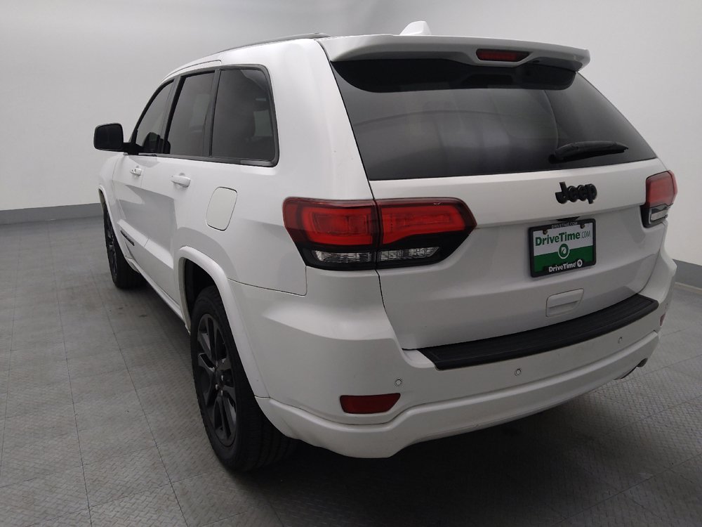 Used 2019 Jeep Grand Cherokee Altitude RWD image 6