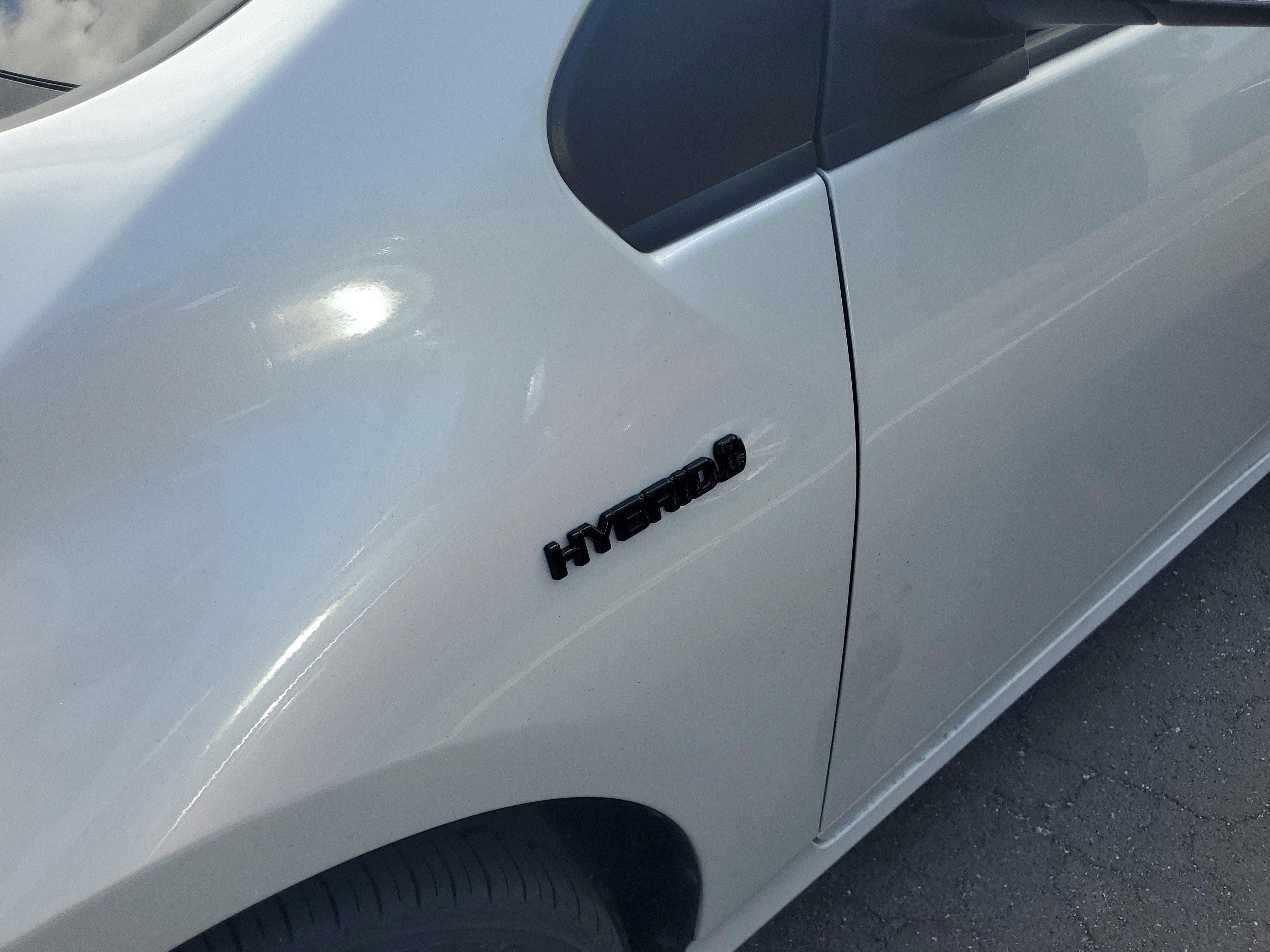 Certified 2021 Toyota Prius FWD image 5