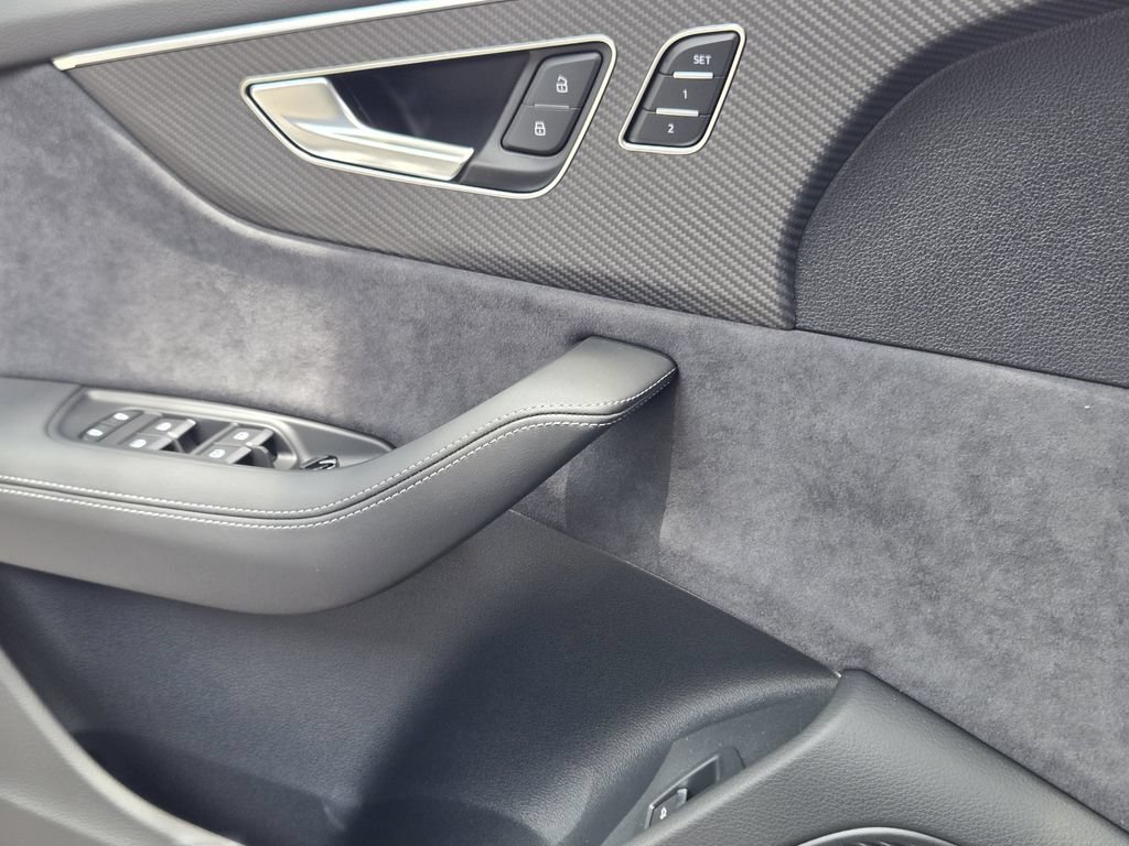 New 2026 Audi SQ8 Premium Plus AWD/4WD image 27