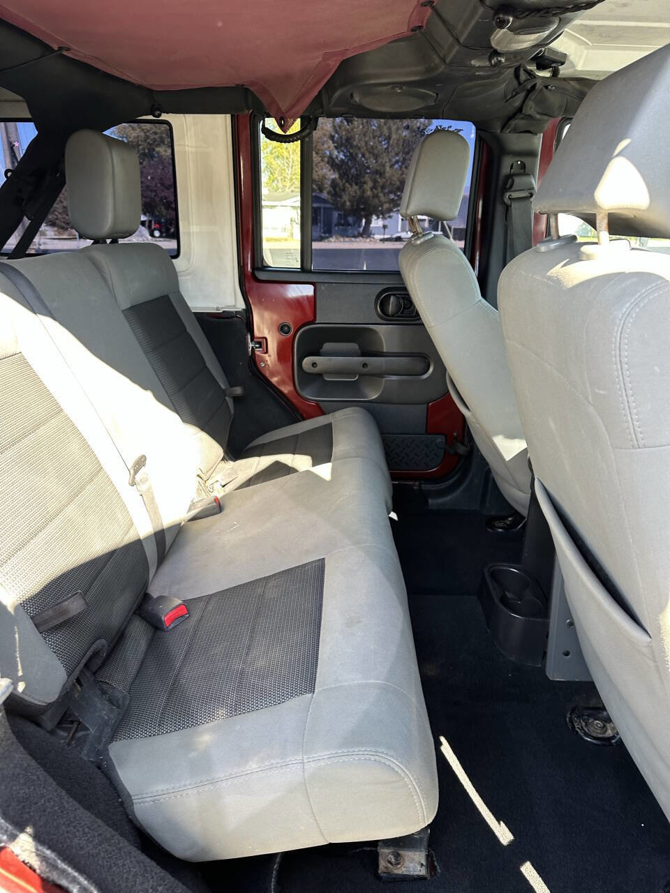 Used 2010 Jeep Wrangler Unlimited Rubicon w/ Dual Top Group image 14