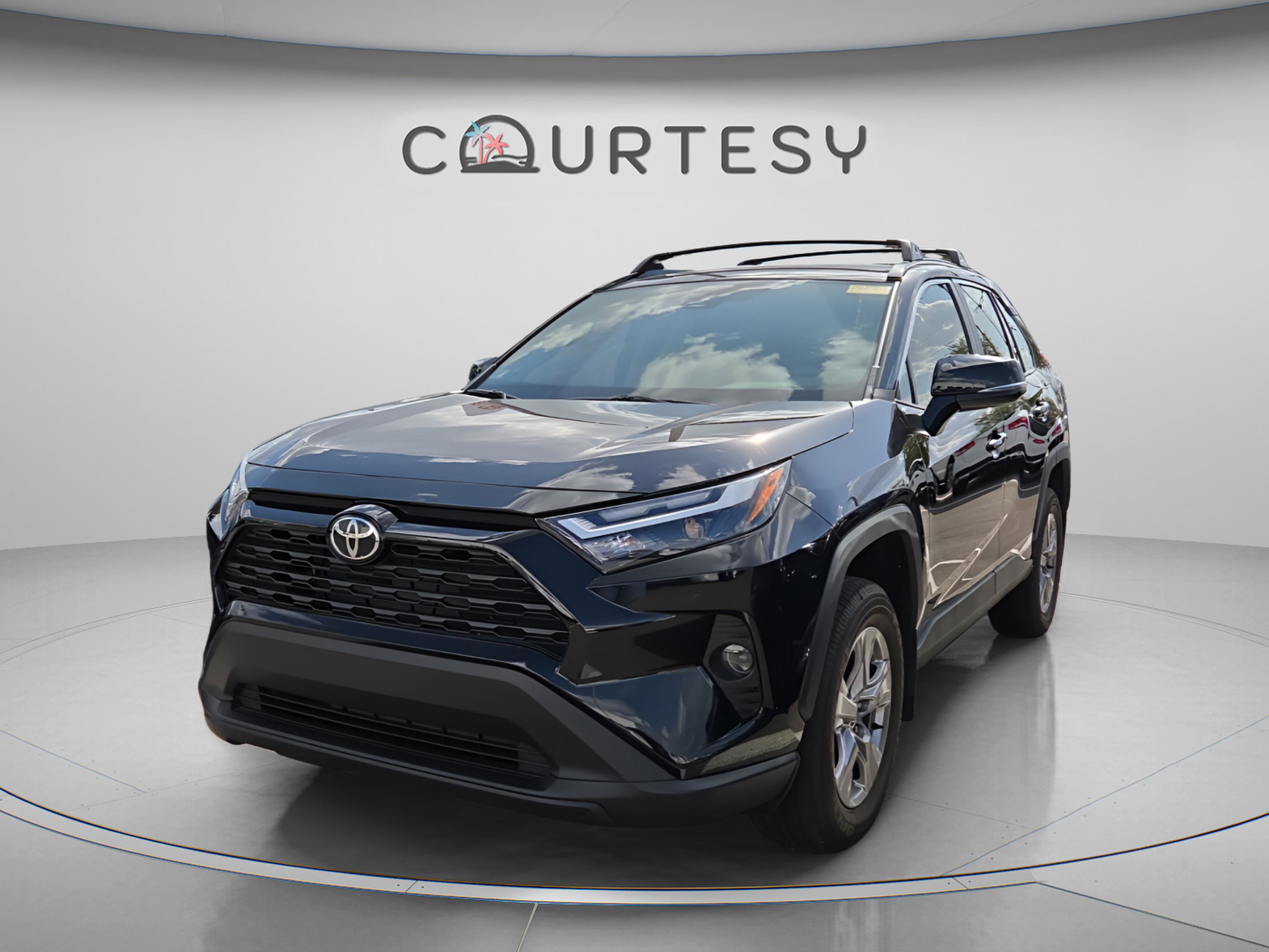 Certified 2025 Toyota RAV4 XLE image 1