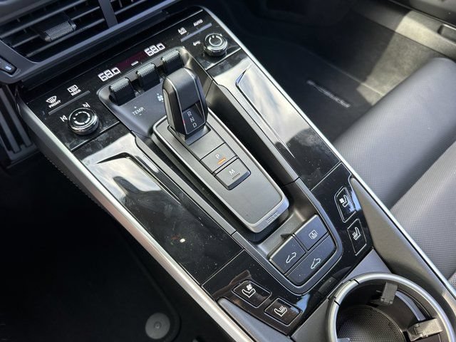 Used 2025 Porsche 911 Carrera S RWD image 25