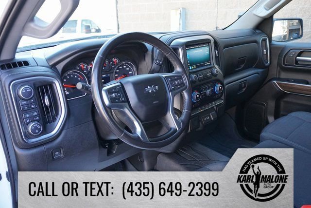 Used 2021 Chevrolet Silverado 1500 RST w/ LPO, Dark Essentials Package image 16