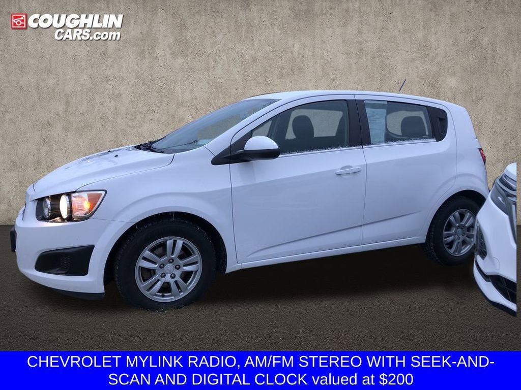 Used 2015 Chevrolet Sonic LT image 2