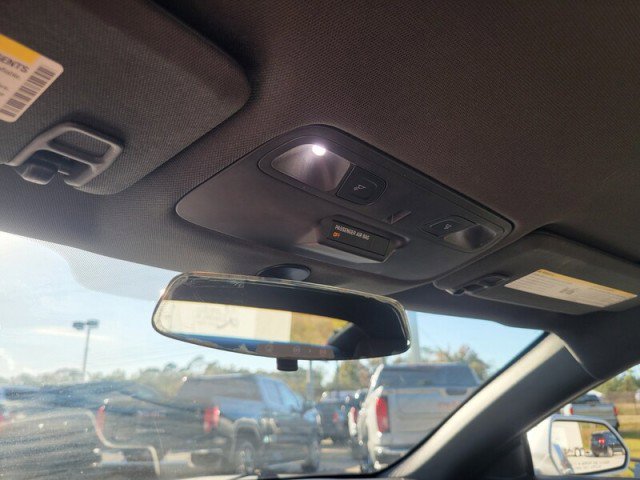 Used 2017 Chevrolet Camaro SS image 22