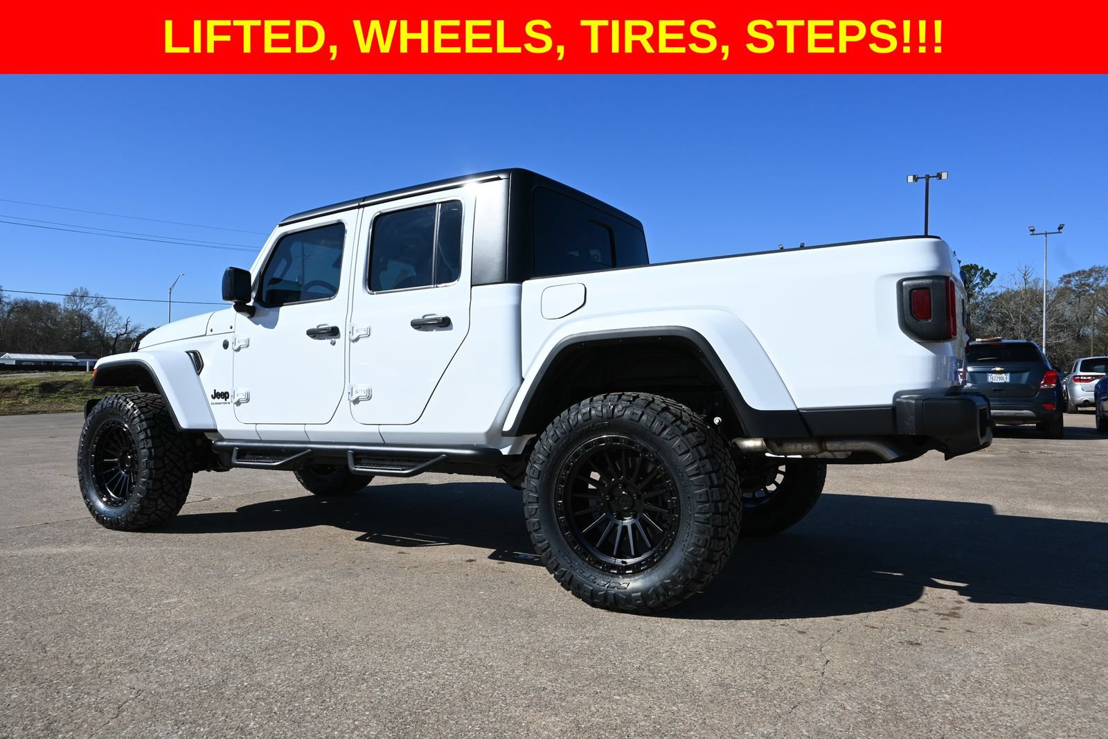 New 2026 Jeep Gladiator Sport AWD/4WD image 2