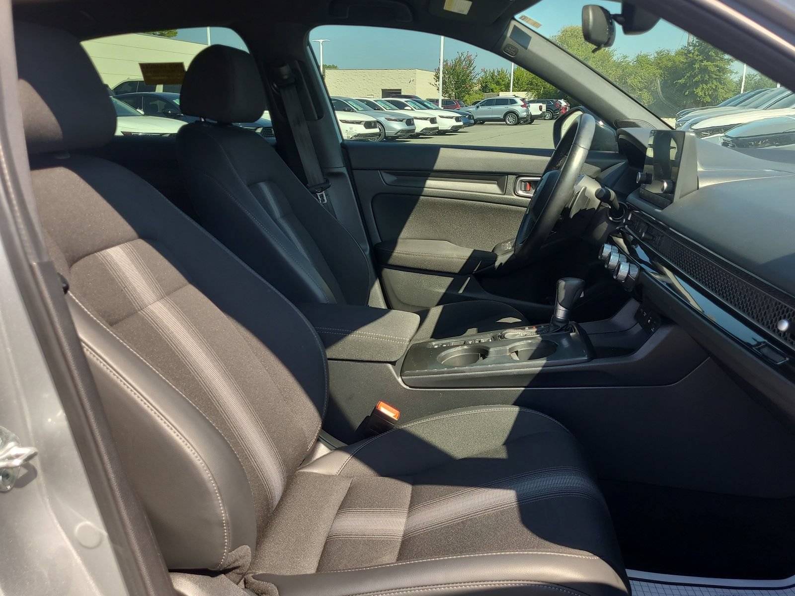 Certified 2025 Honda Civic Sport image 18