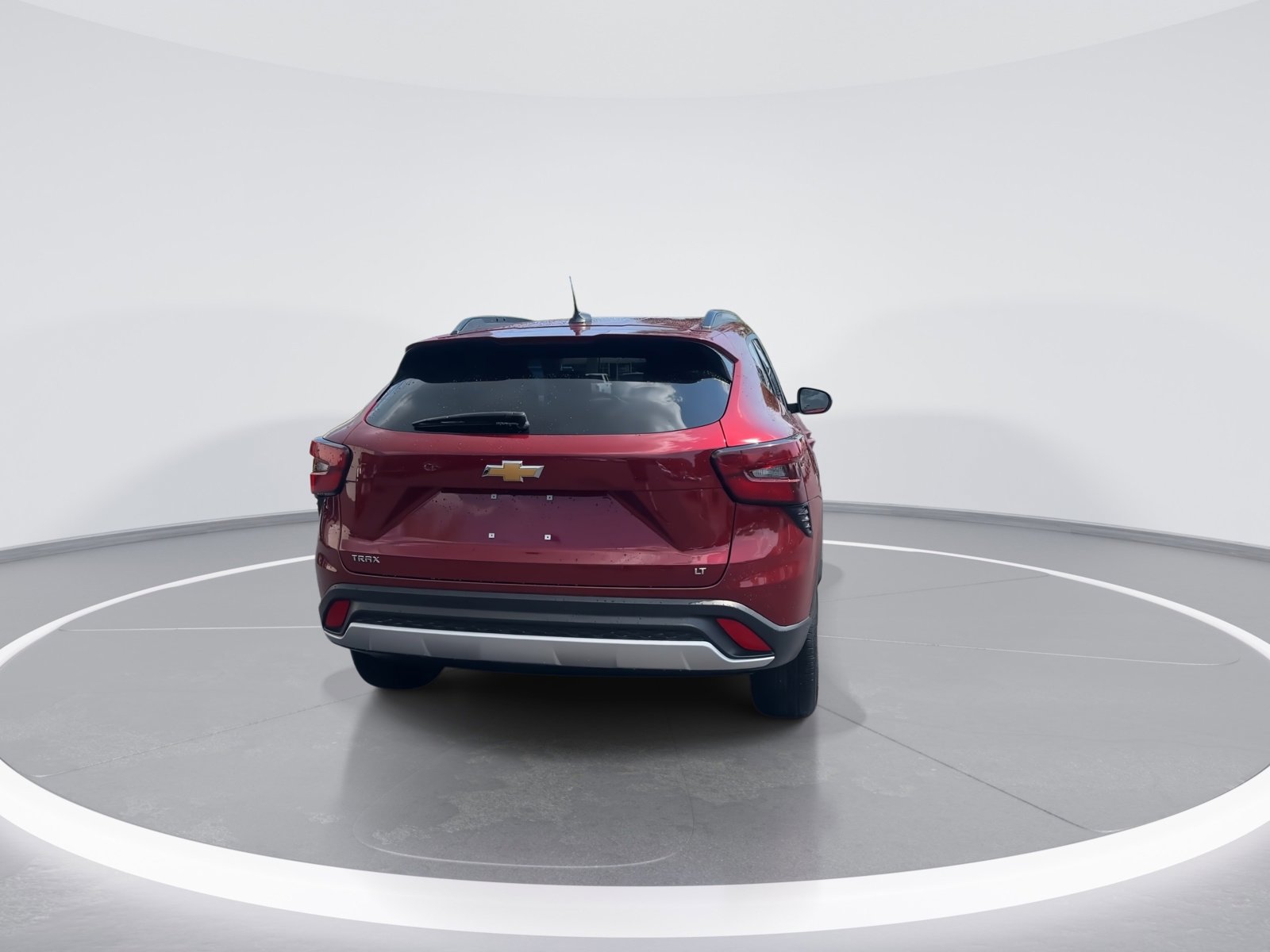 Used 2025 Chevrolet Trax LT w/ LT Convenience Package FWD image 8