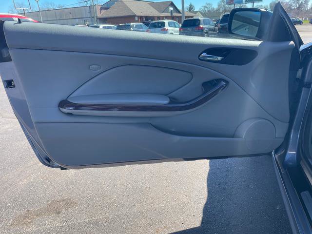 Used 2004 BMW 325Ci Convertible image 9