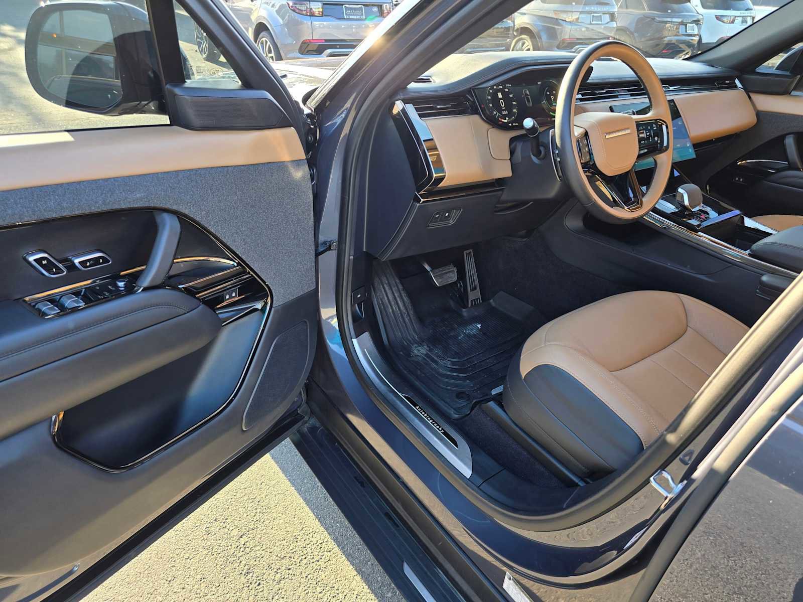 Certified 2024 Land Rover Range Rover Sport Autobiography image 19