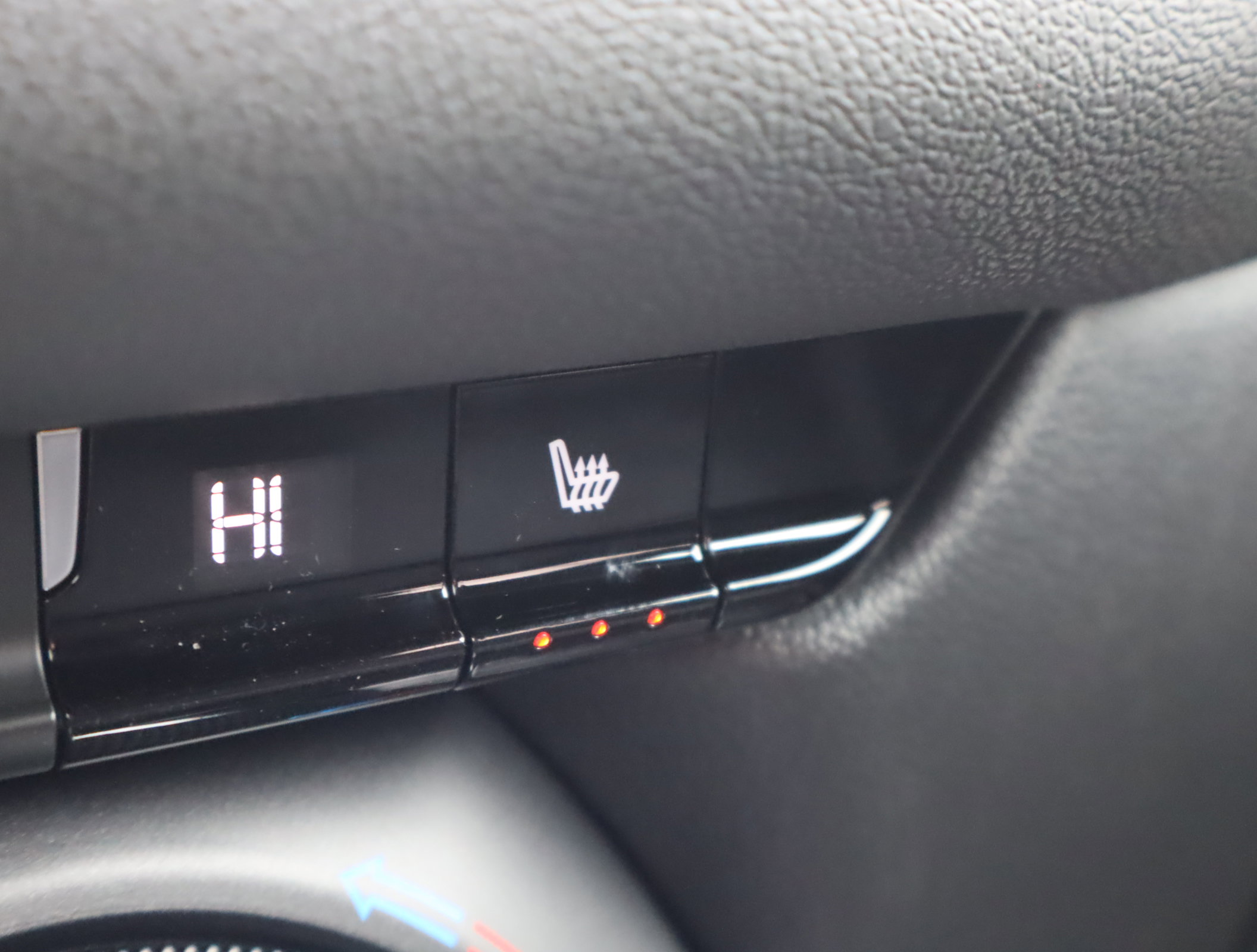 Certified 2026 Chevrolet Blazer LT w/ Convenience Package image 30