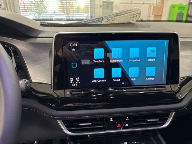 New 2026 Volkswagen Atlas Cross Sport SE image 13