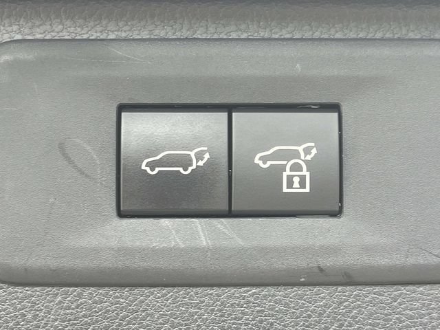 Used 2024 Toyota Grand Highlander AWD image 24