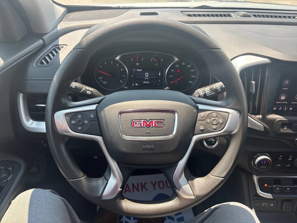 Used 2024 GMC Terrain SLE w/ Driver Convenience Package FWD image 19