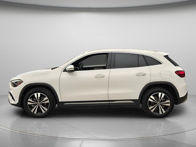 Used 2025 Mercedes-Benz GLA 250 image 3