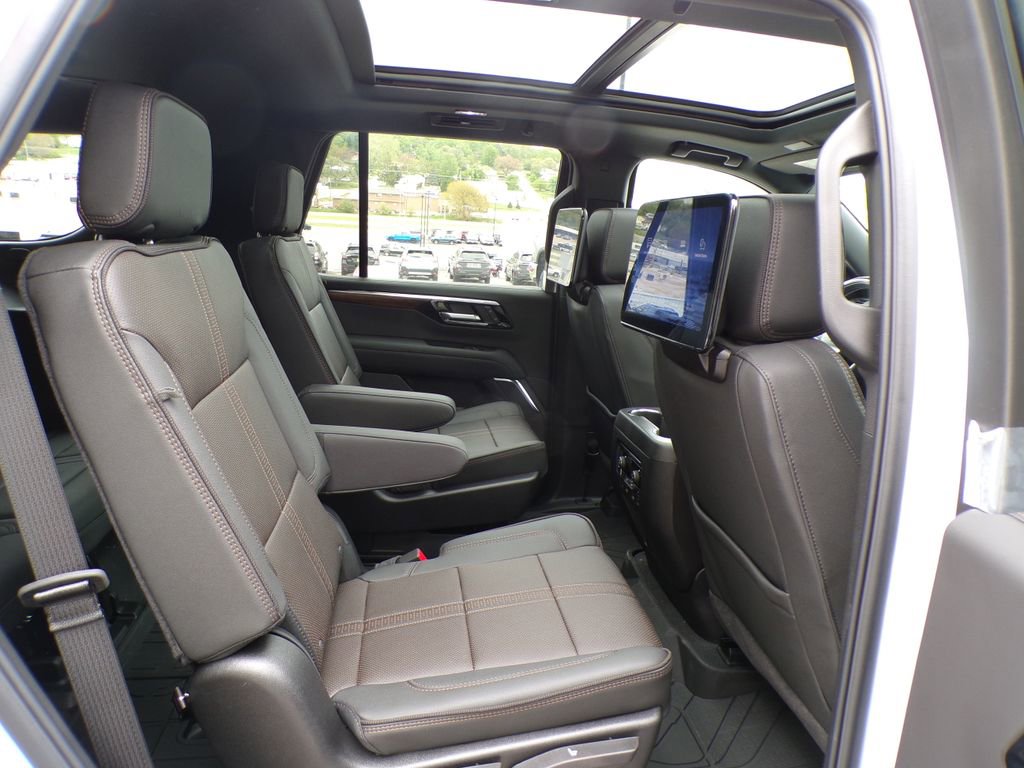 New 2026 Chevrolet Tahoe High Country AWD/4WD image 20