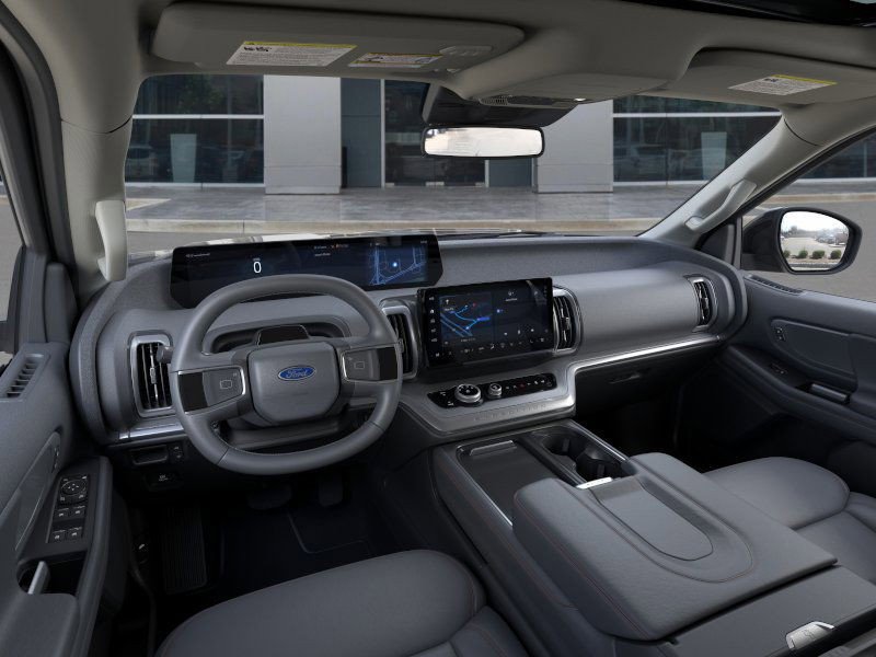 New 2025 Ford Expedition Active image 9