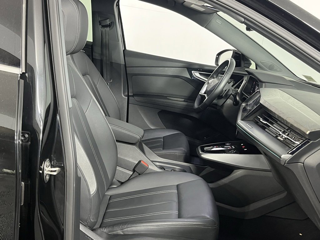 Used 2023 Audi Q4 e-tron Prestige image 24