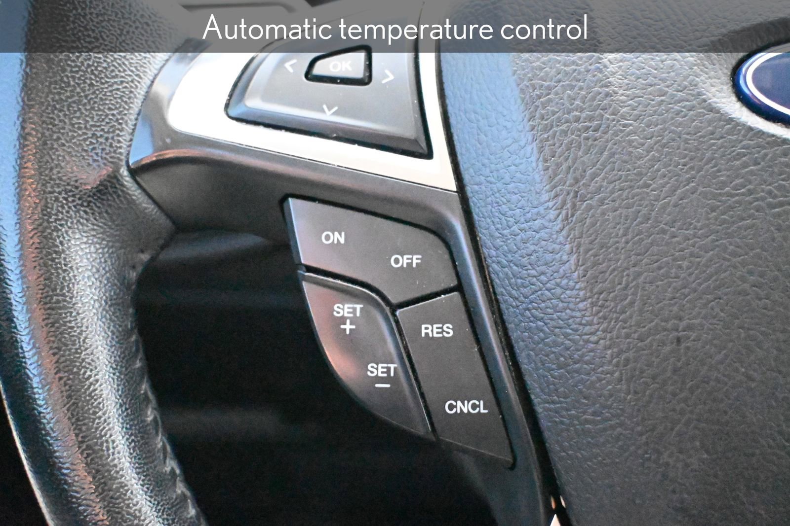 Used 2023 Ford Edge SEL image 9