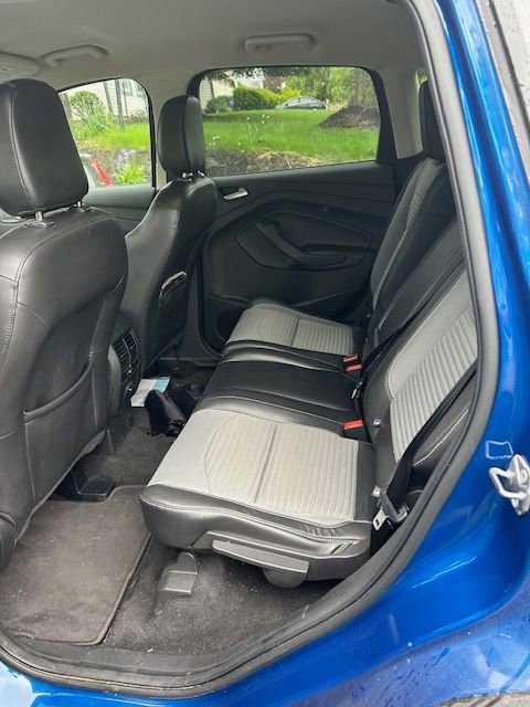 Used 2018 Ford Escape SE w/ SE Sport Appearance Package AWD/4WD image 2