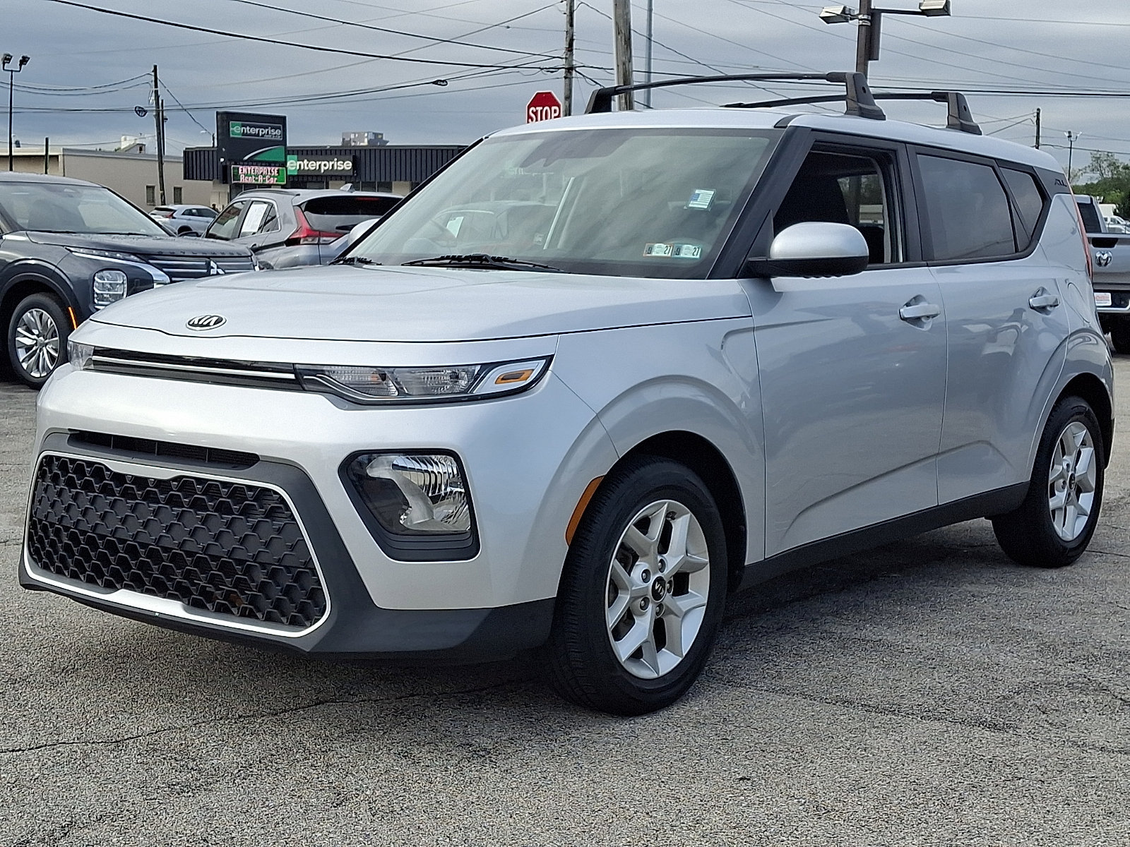 Used 2020 Kia Soul S FWD image 3