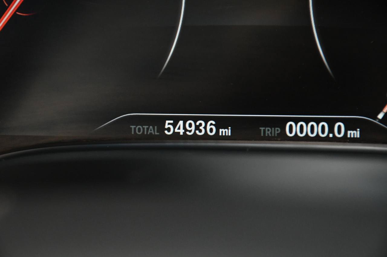 Used 2016 BMW 750i RWD image 29
