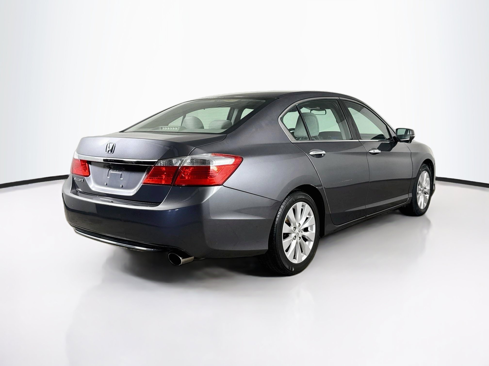 Used 2014 Honda Accord EX image 31