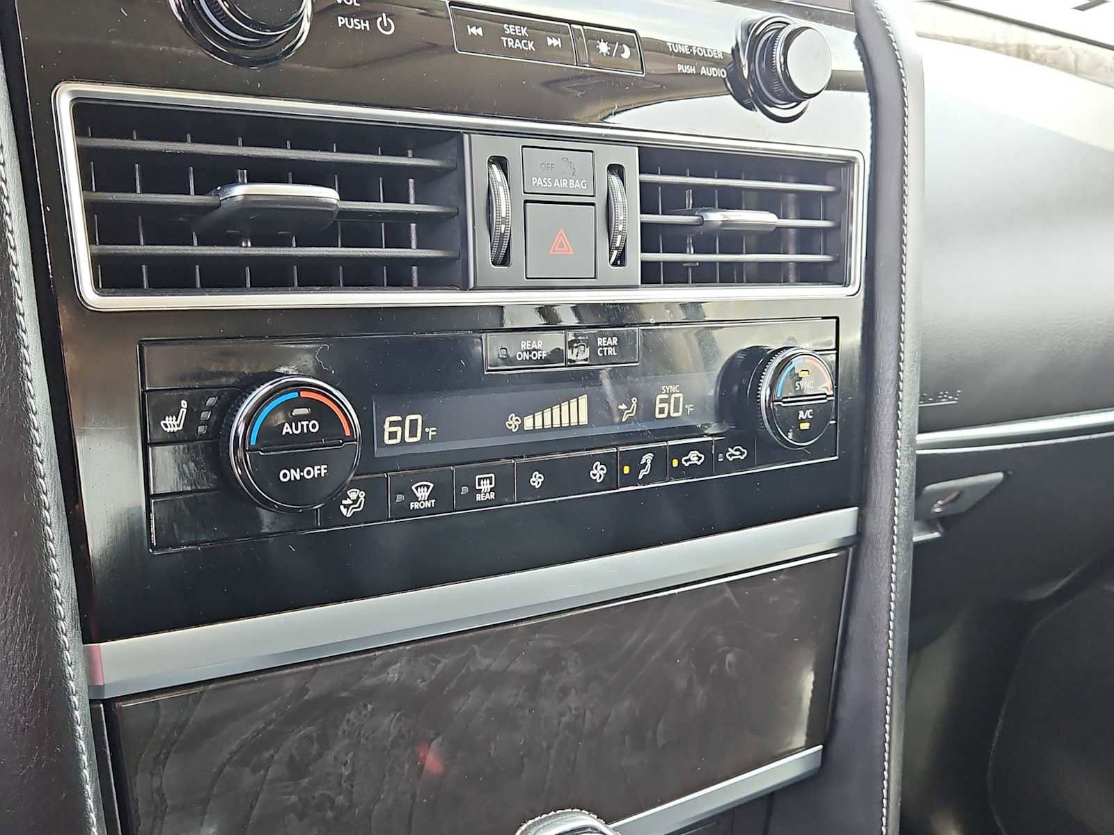 Used 2024 INFINITI QX80 Luxe AWD/4WD image 28