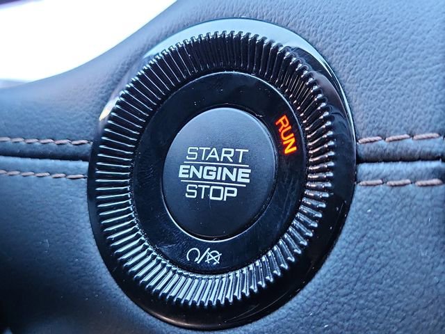 Used 2023 Jeep Compass Limited image 16