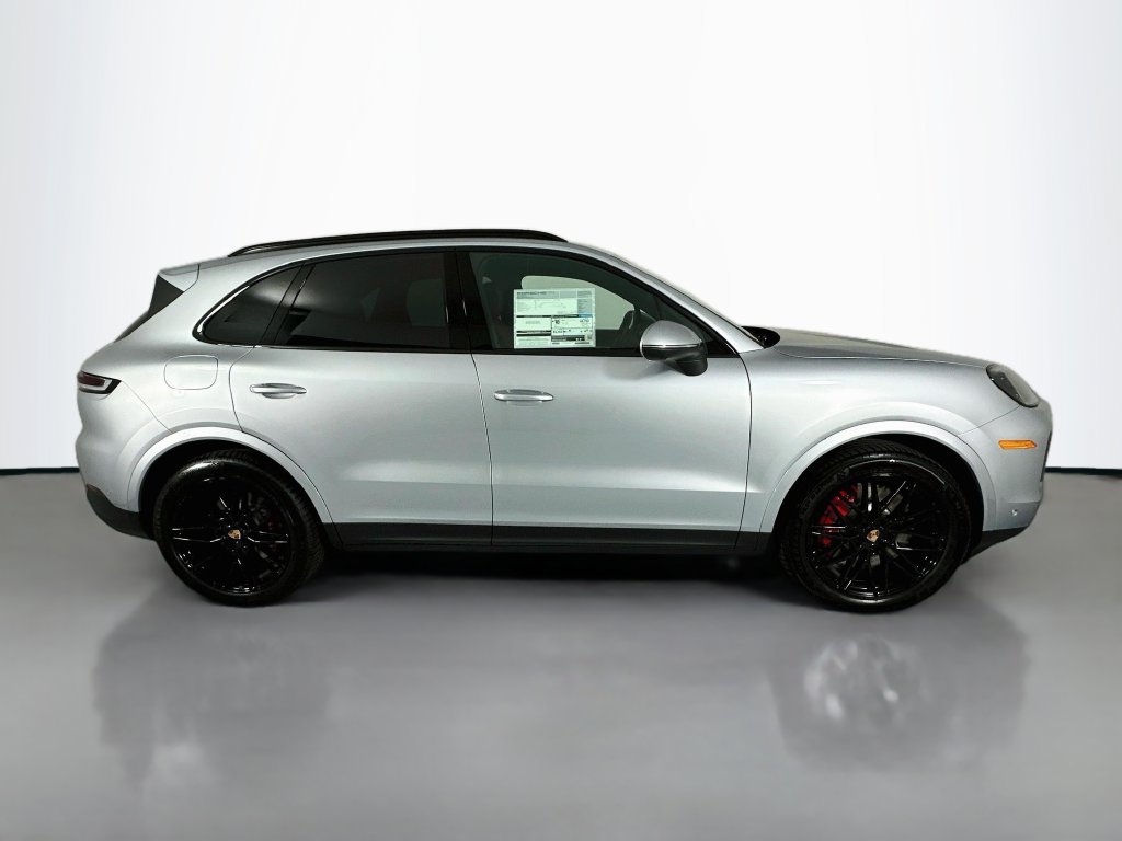 New 2026 Porsche Cayenne S AWD/4WD image 8