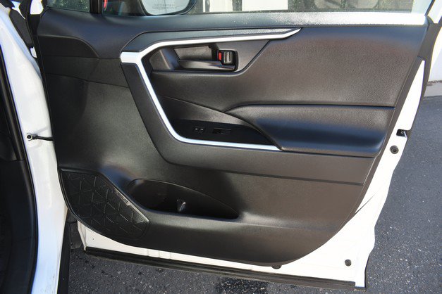 Certified 2025 Toyota RAV4 LE AWD/4WD image 23