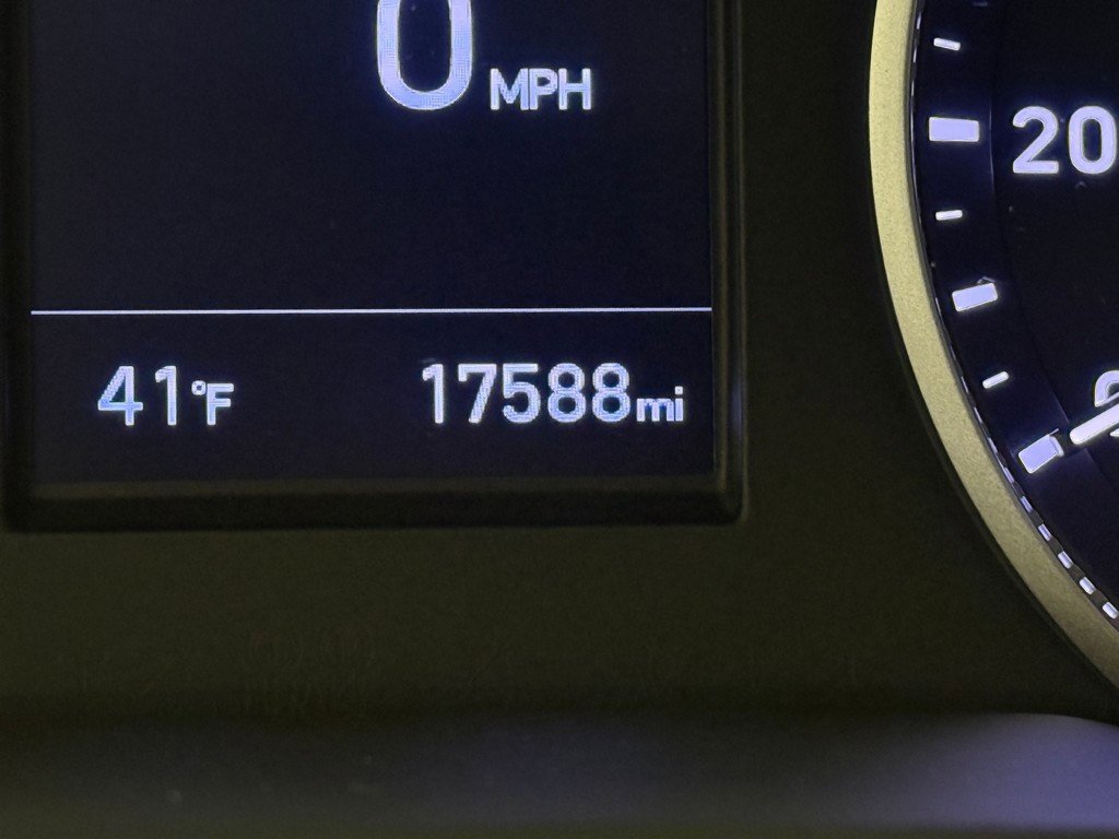 Used 2020 Hyundai Elantra SEL image 33