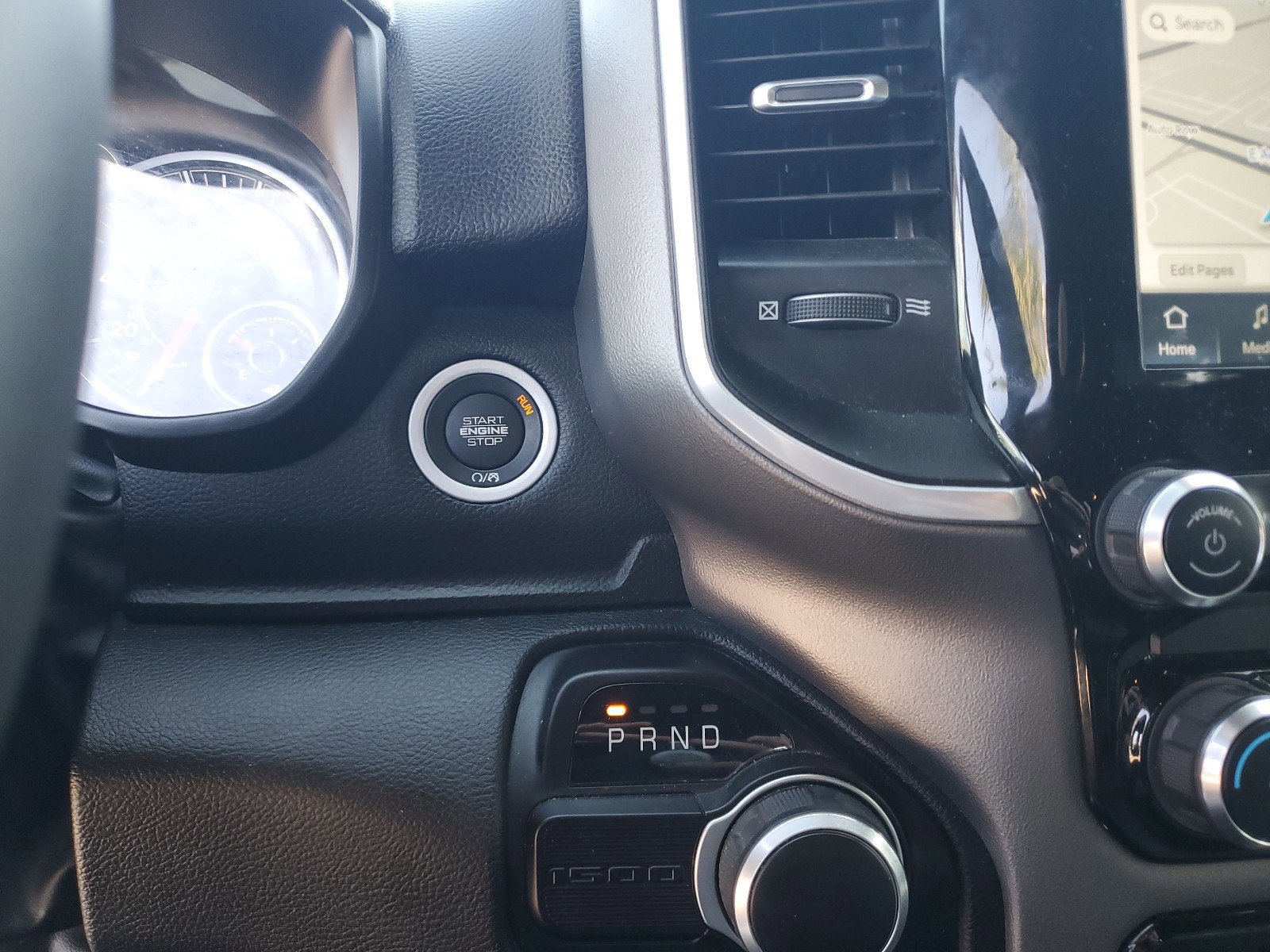 Certified 2022 RAM 1500 Big Horn RWD image 24