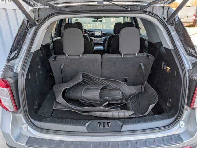 Used 2021 Ford Explorer XLT image 25