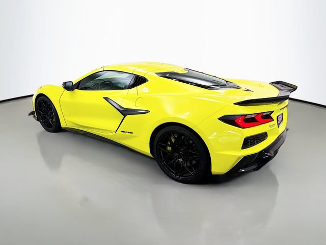 Used 2023 Chevrolet Corvette Z06 w/ Engine Appearance Package RWD image 5