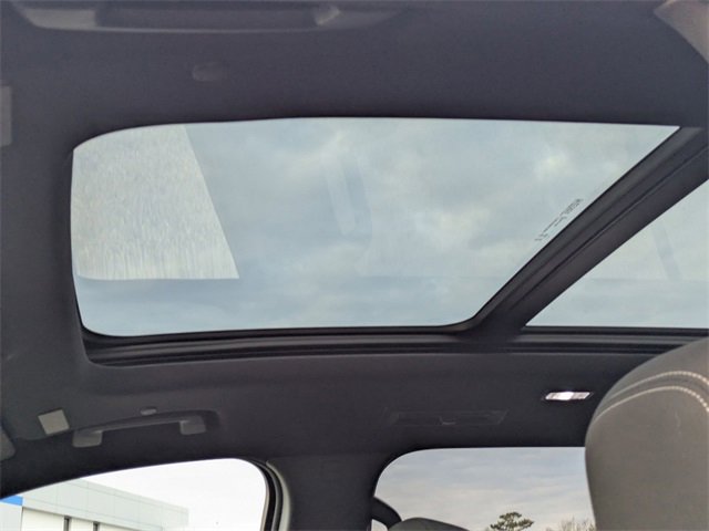 New 2026 Chevrolet Traverse LT w/ Sun and Wheel Package image 13