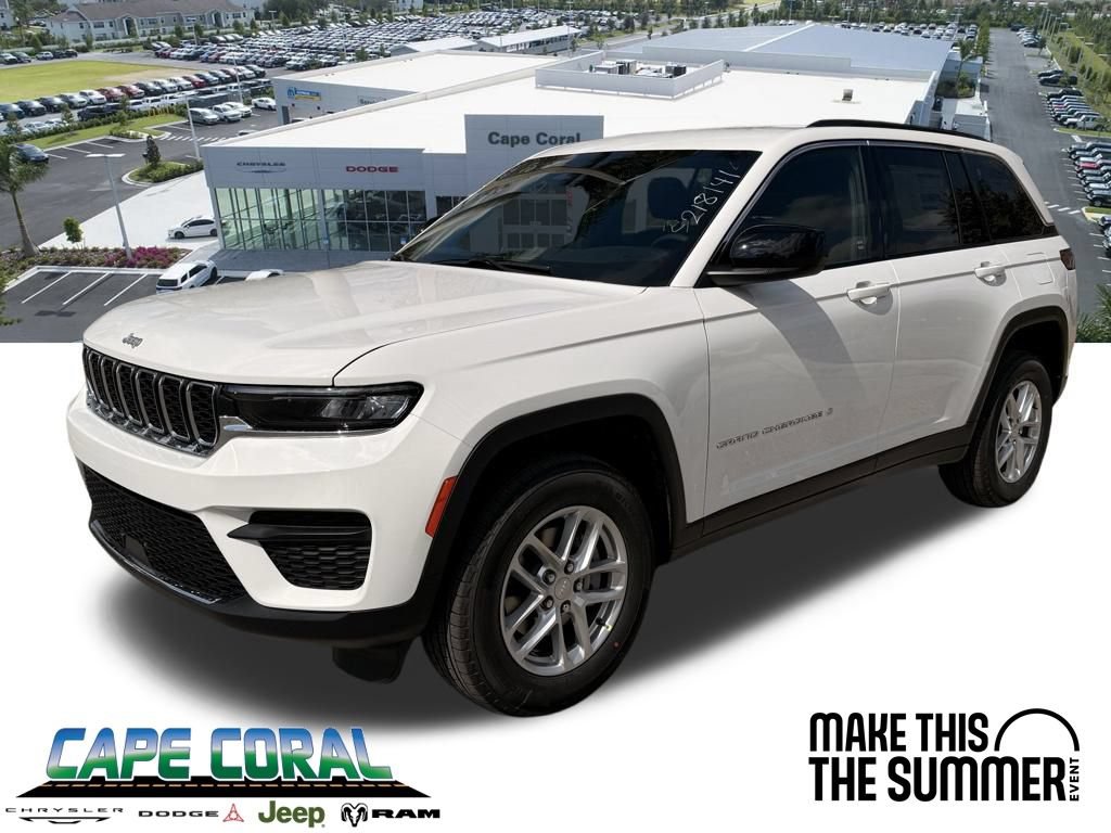 New 2026 Jeep Grand Cherokee Laredo AWD/4WD image 1