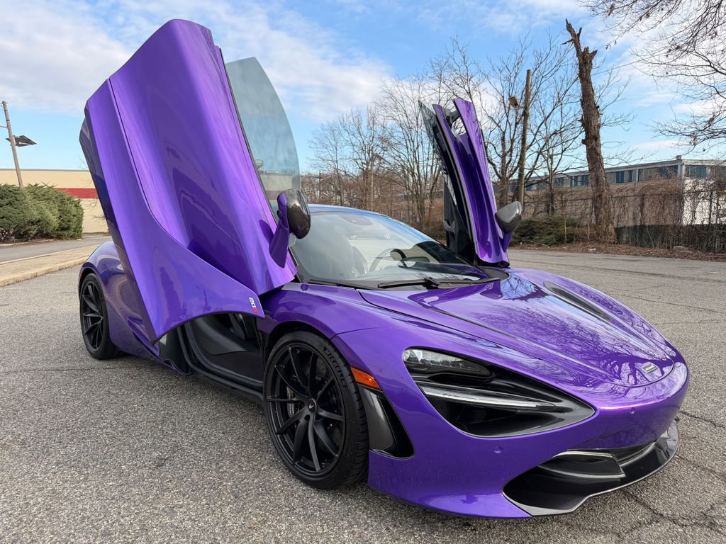 Used 2020 McLaren 720S Performance image 1