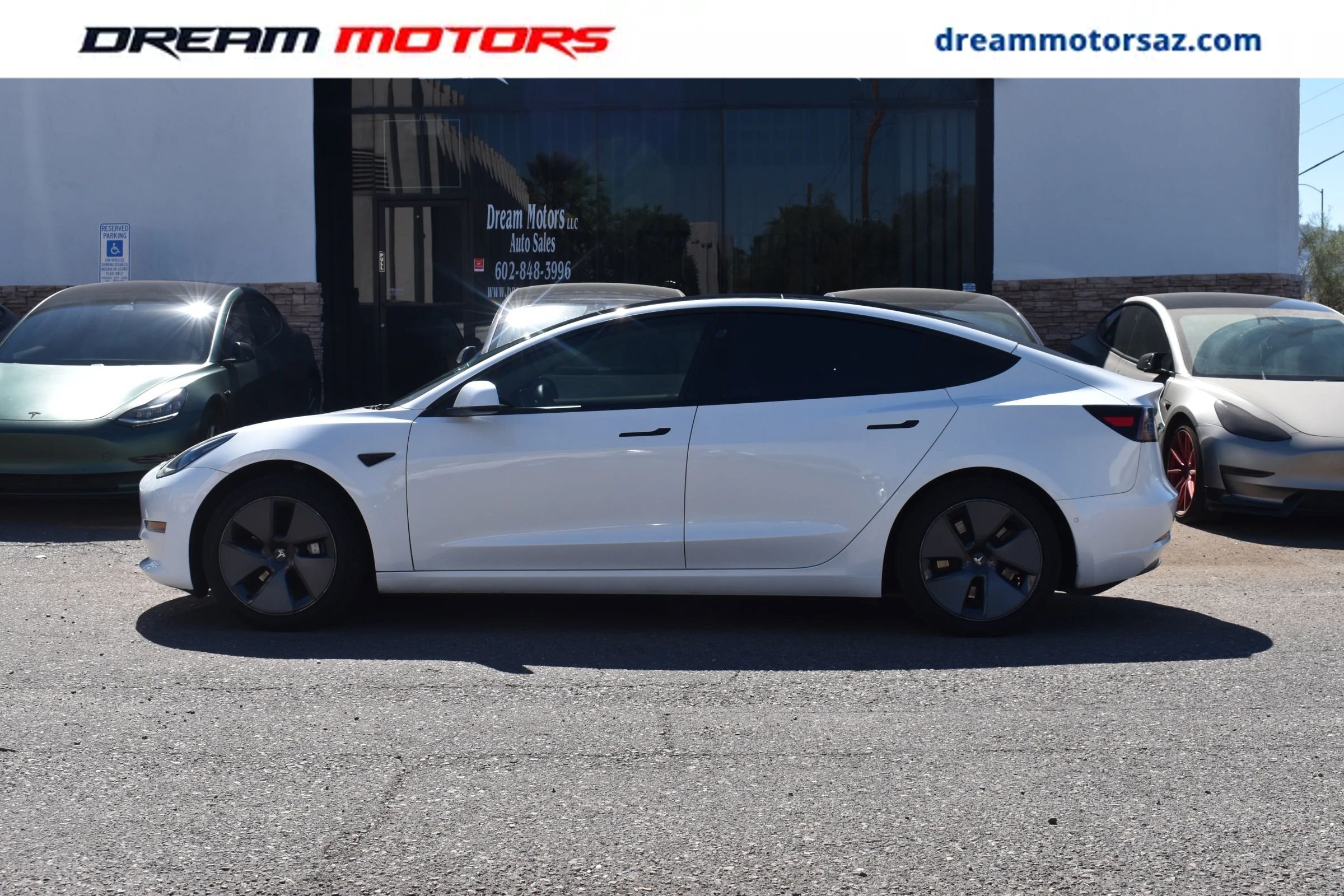 Used 2021 Tesla Model 3 Standard Range Plus RWD image 1