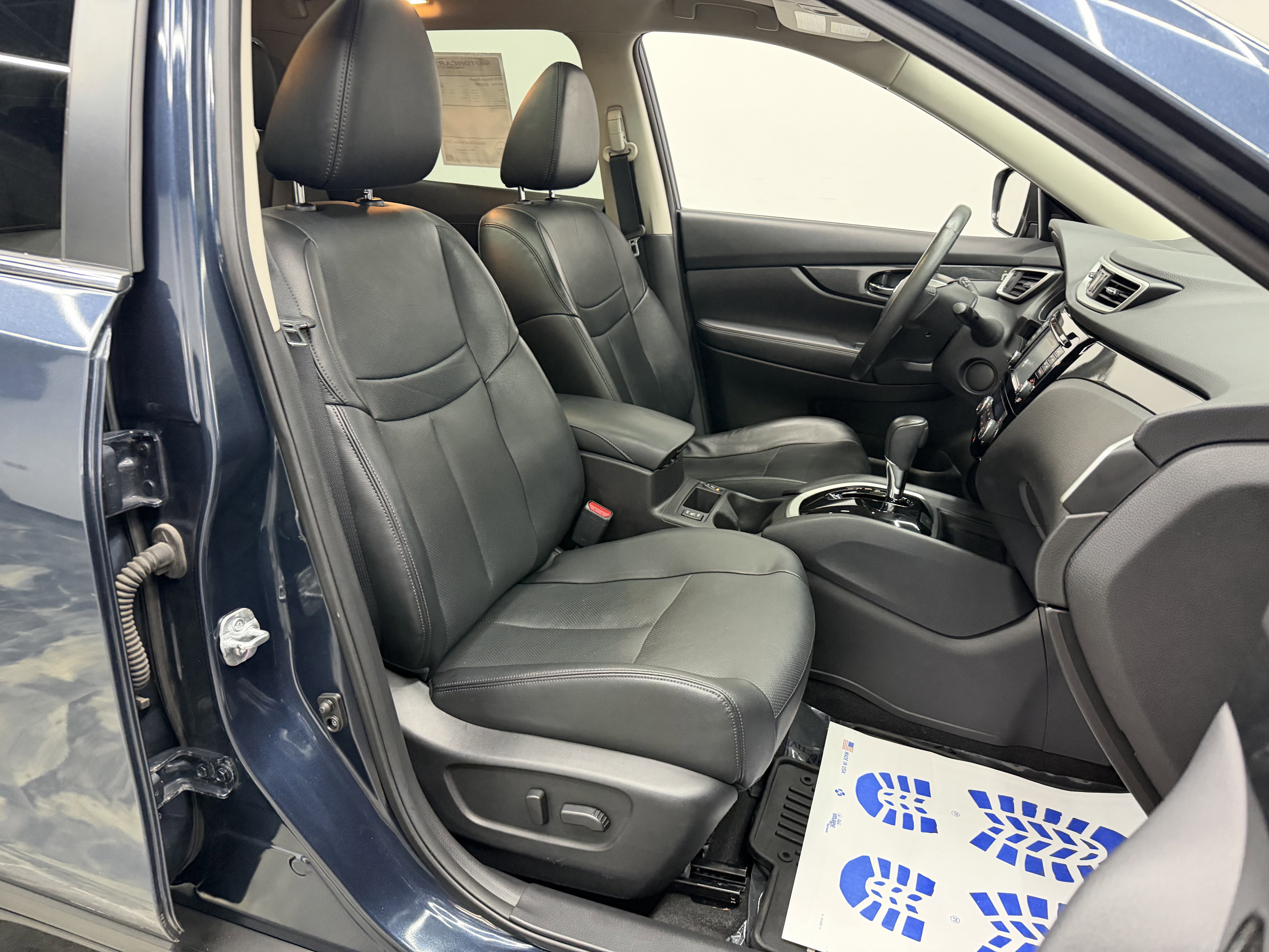 Used 2015 Nissan Rogue SL image 23