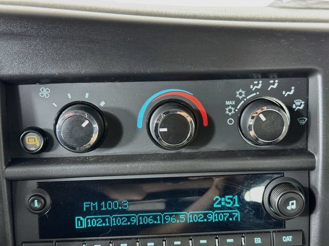Used 2024 Chevrolet Express 3500 LT w/ LT Preferred Equipment Group RWD image 15
