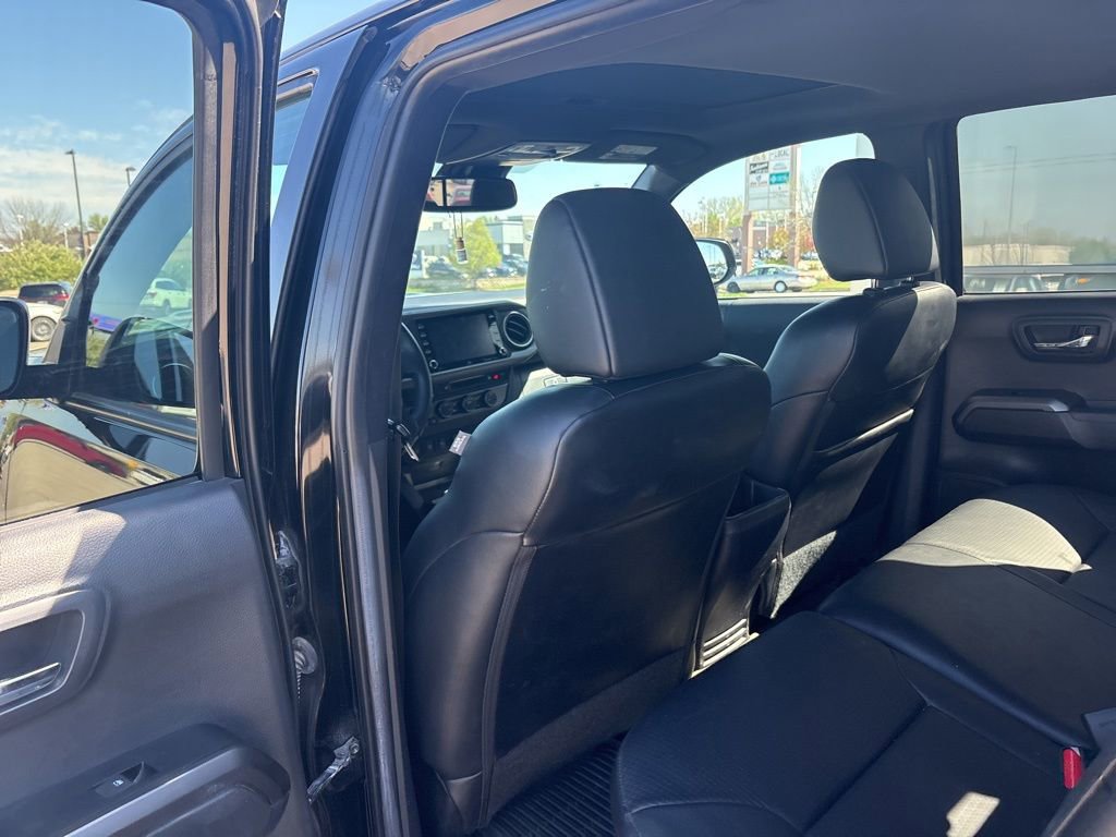 Used 2022 Toyota Tacoma TRD Sport w/ TRD Premium Sport Package image 37