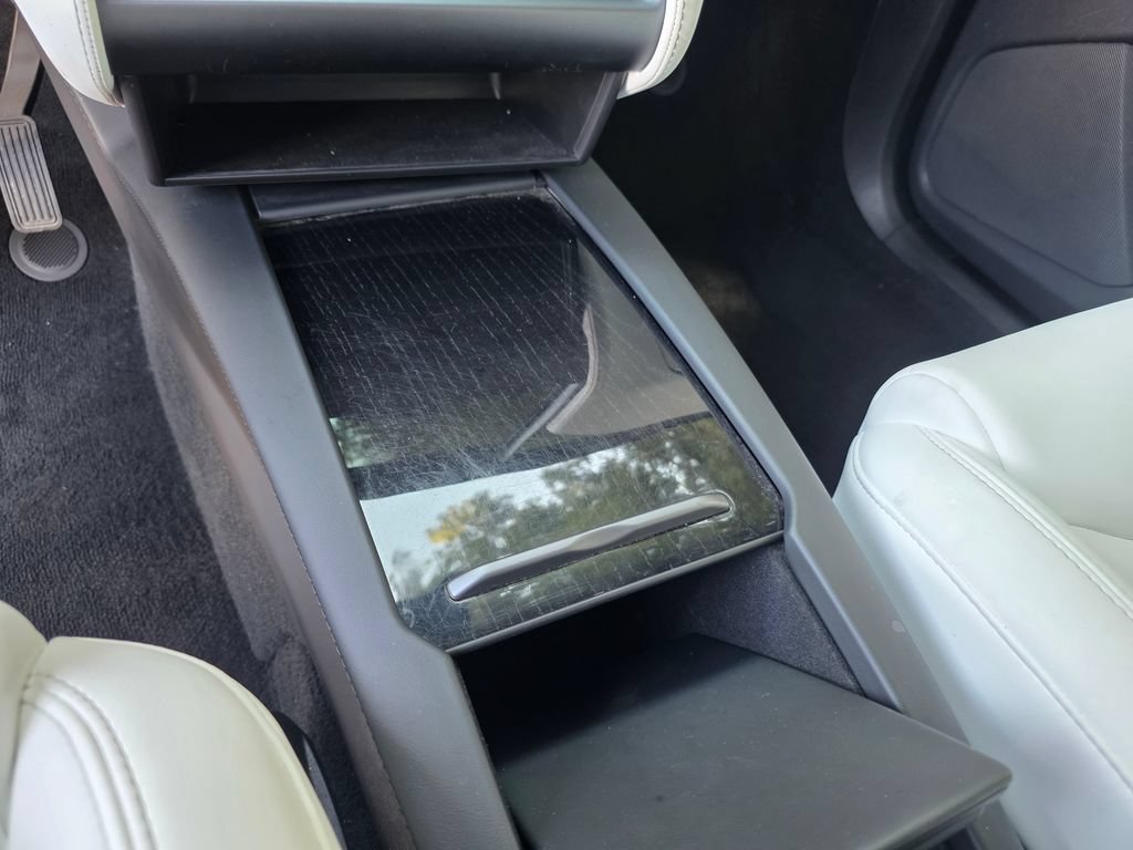 Used 2020 Tesla Model X Long Range AWD/4WD image 18