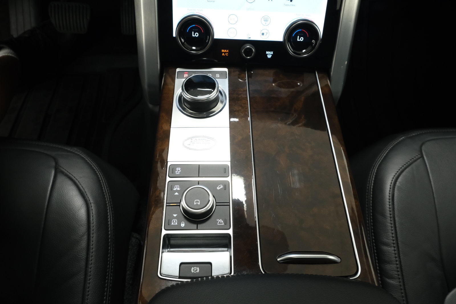 Used 2021 Land Rover Range Rover AWD/4WD image 23