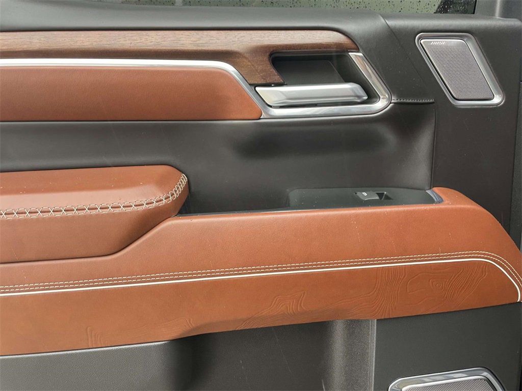 Used 2023 GMC Sierra 1500 Denali Ultimate image 13