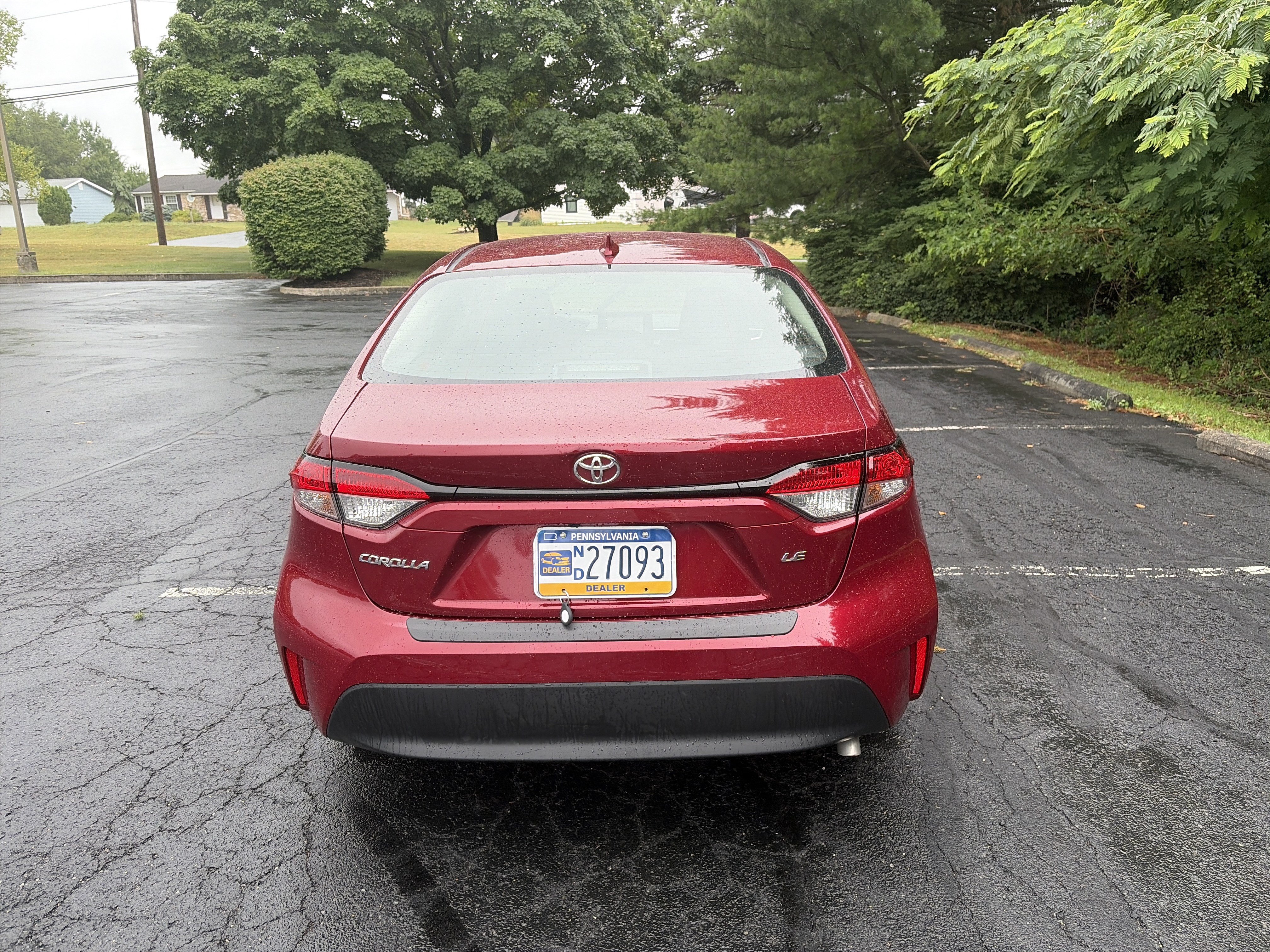 Used 2025 Toyota Corolla LE FWD image 6