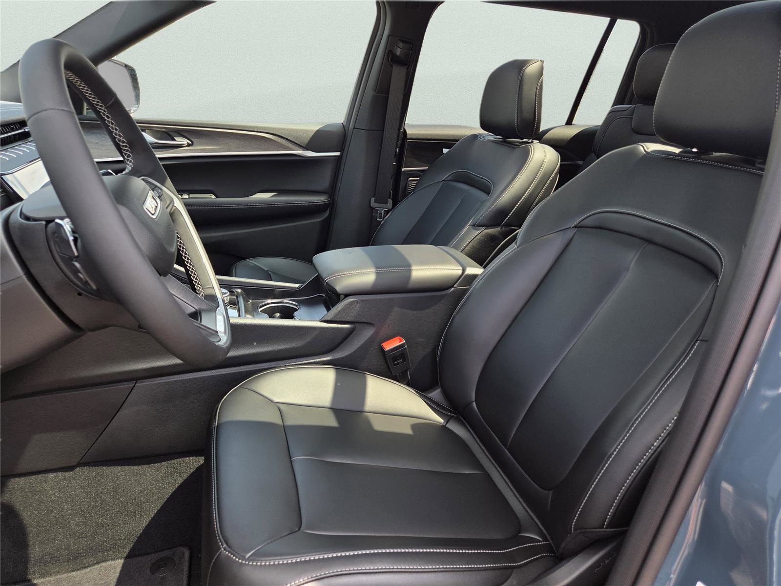 New 2026 Jeep Grand Cherokee L Limited image 17